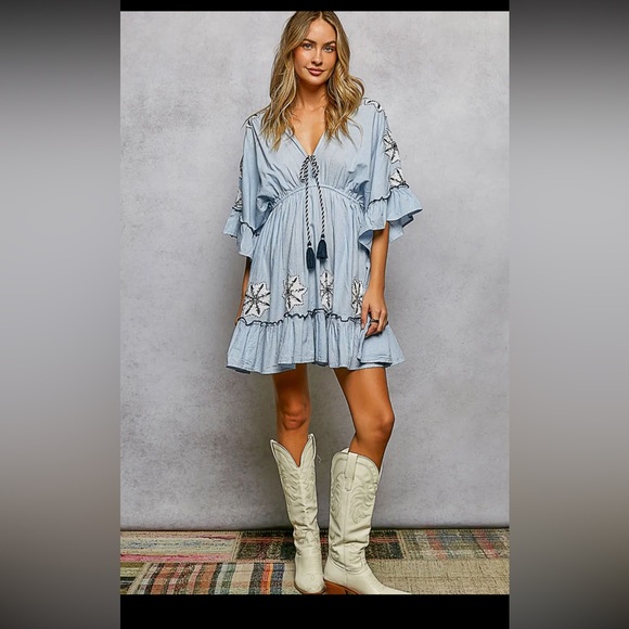 POL. V-neck Embroidered Dress with Tassels - Picture 3 of 7